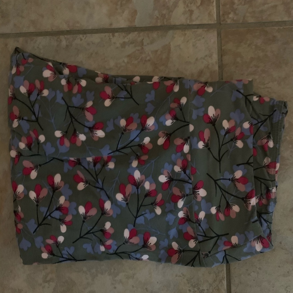 TC Lularoe leggings